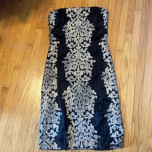 Le Chateau Tube Dress